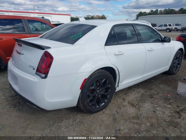 Photo 3 VIN: 2C3CCAGG1KH631503 - CHRYSLER 300 