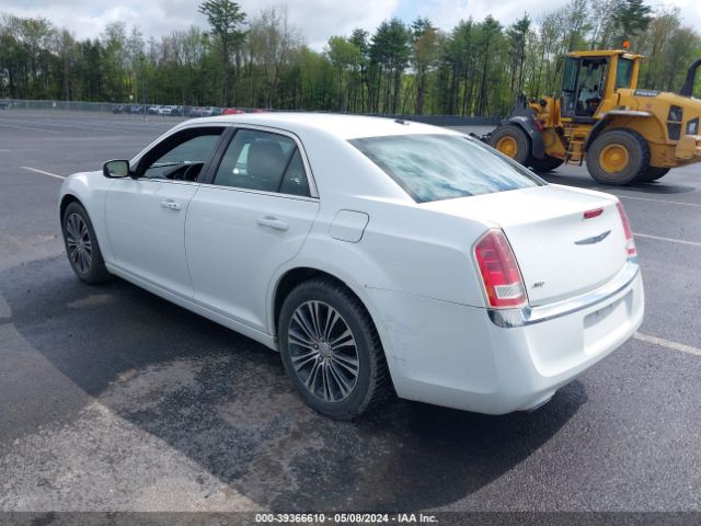 Photo 2 VIN: 2C3CCAGG2CH238322 - CHRYSLER 300 