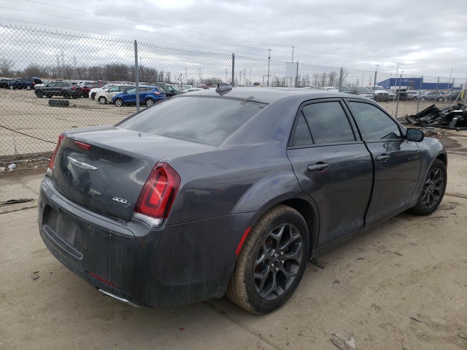 Photo 3 VIN: 2C3CCAGG2GH212955 - CHRYSLER 300 S 