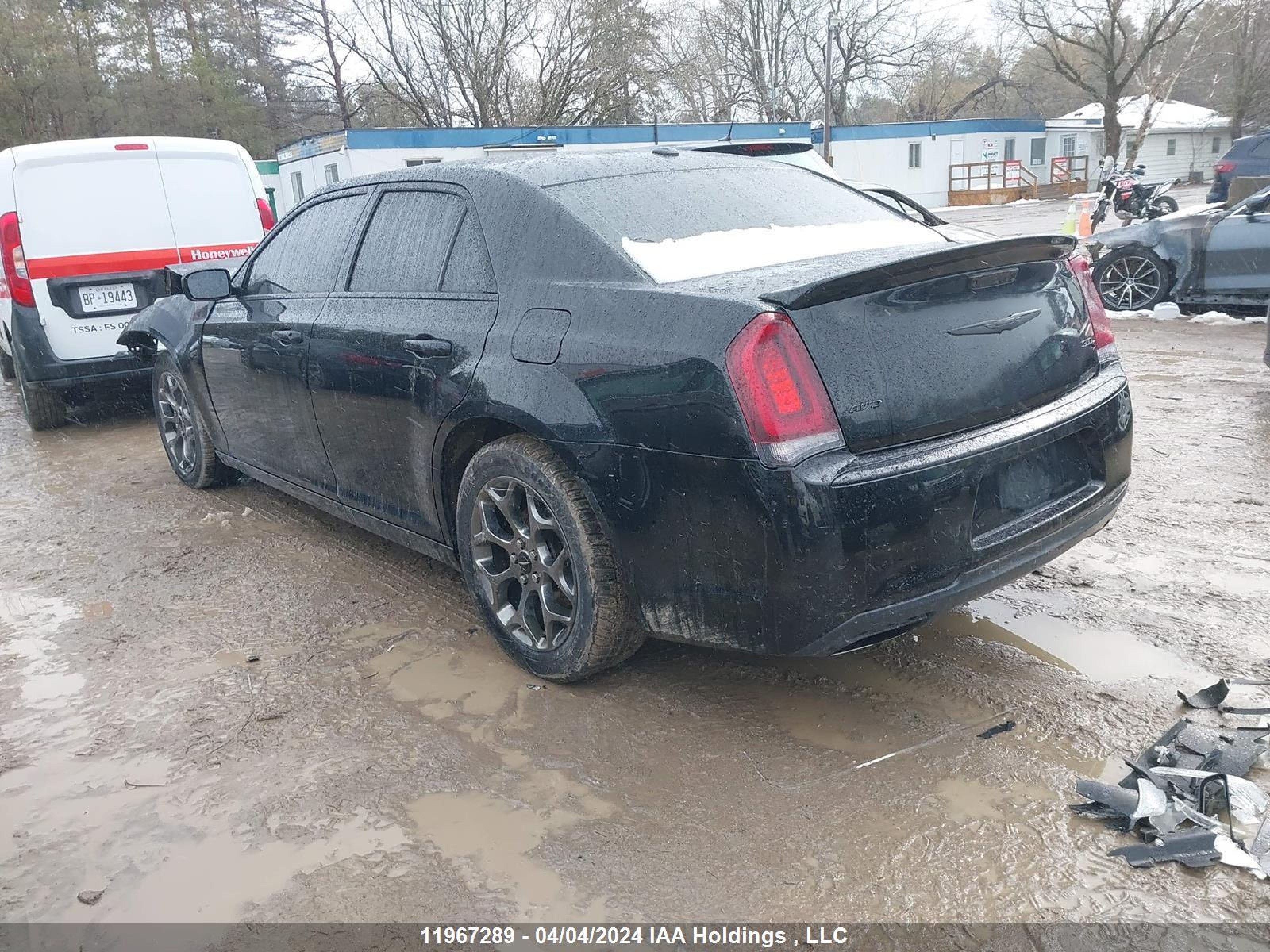 Photo 2 VIN: 2C3CCAGG2GH248578 - CHRYSLER 300 