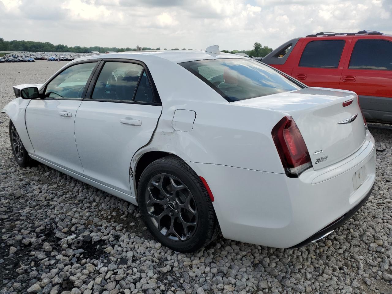 Photo 1 VIN: 2C3CCAGG2GH262335 - CHRYSLER 300 