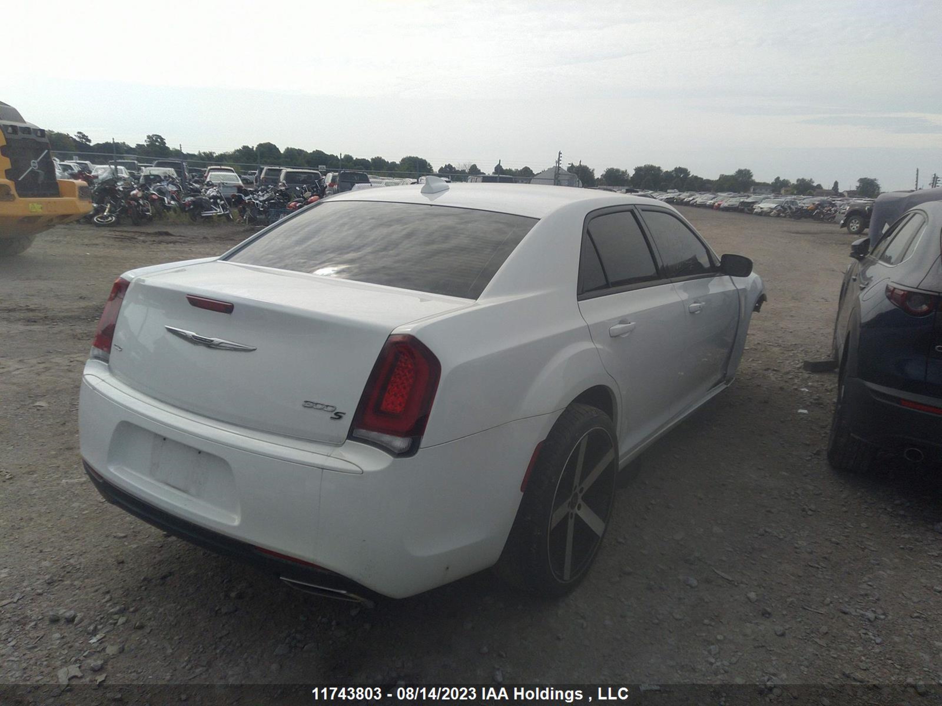 Photo 3 VIN: 2C3CCAGG2KH637083 - CHRYSLER 300 