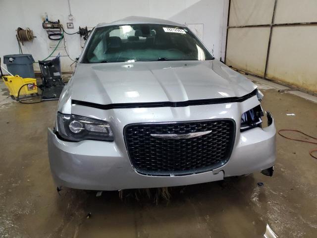 Photo 4 VIN: 2C3CCAGG3HH612962 - CHRYSLER 300 