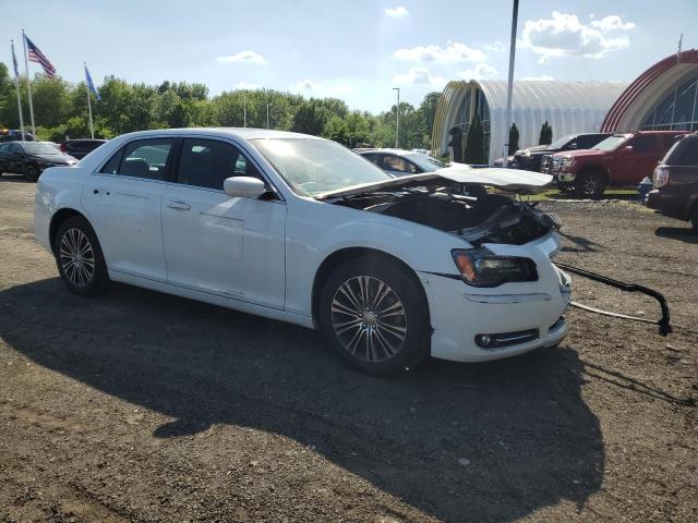 Photo 3 VIN: 2C3CCAGG4CH314008 - CHRYSLER 300 S 