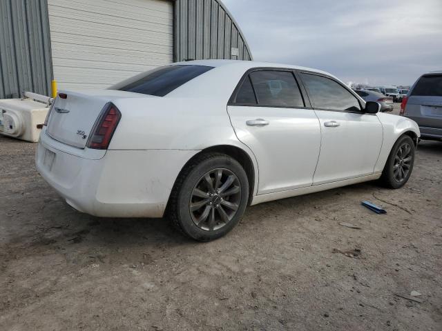 Photo 2 VIN: 2C3CCAGG4EH355807 - CHRYSLER 300 