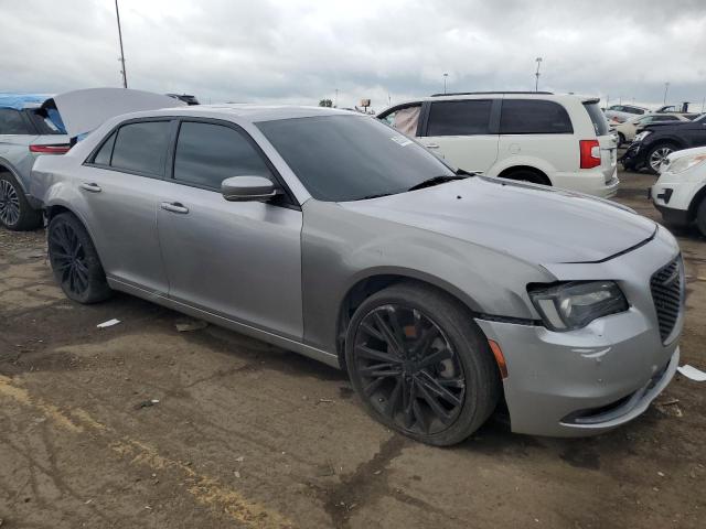 Photo 3 VIN: 2C3CCAGG4FH905377 - CHRYSLER 300 S 