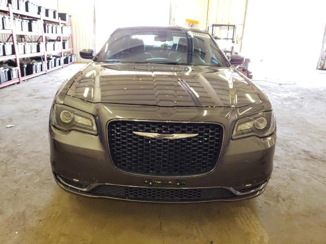 Photo 4 VIN: 2C3CCAGG4JH226573 - CHRYSLER 300 S 