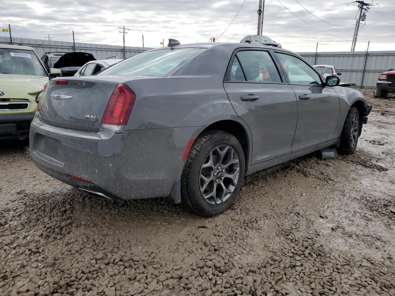 Photo 2 VIN: 2C3CCAGG5HH648376 - CHRYSLER 300 