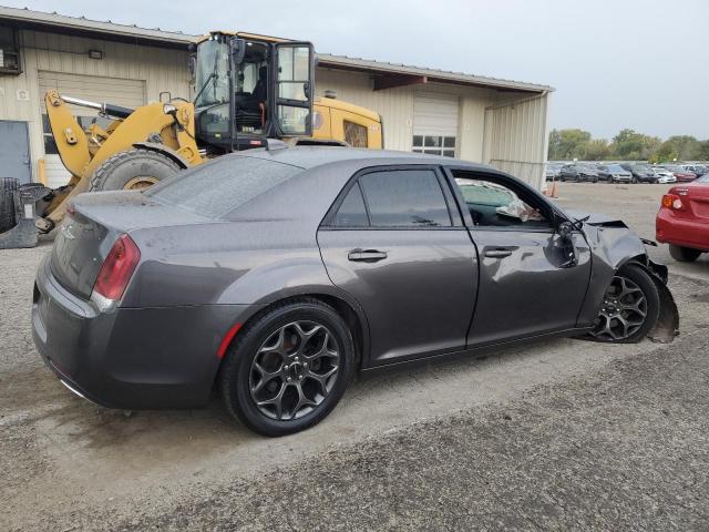 Photo 2 VIN: 2C3CCAGG5JH149230 - CHRYSLER 300 S 