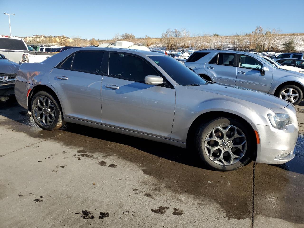 Photo 3 VIN: 2C3CCAGG5JH241017 - CHRYSLER 300 