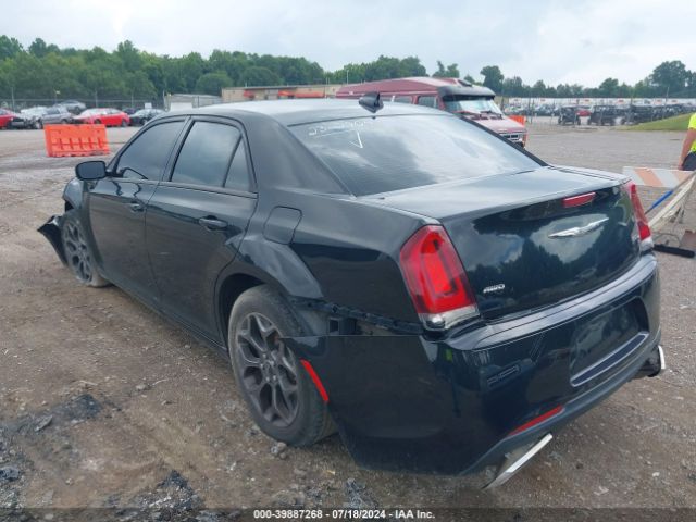 Photo 2 VIN: 2C3CCAGG5JH267181 - CHRYSLER 300 