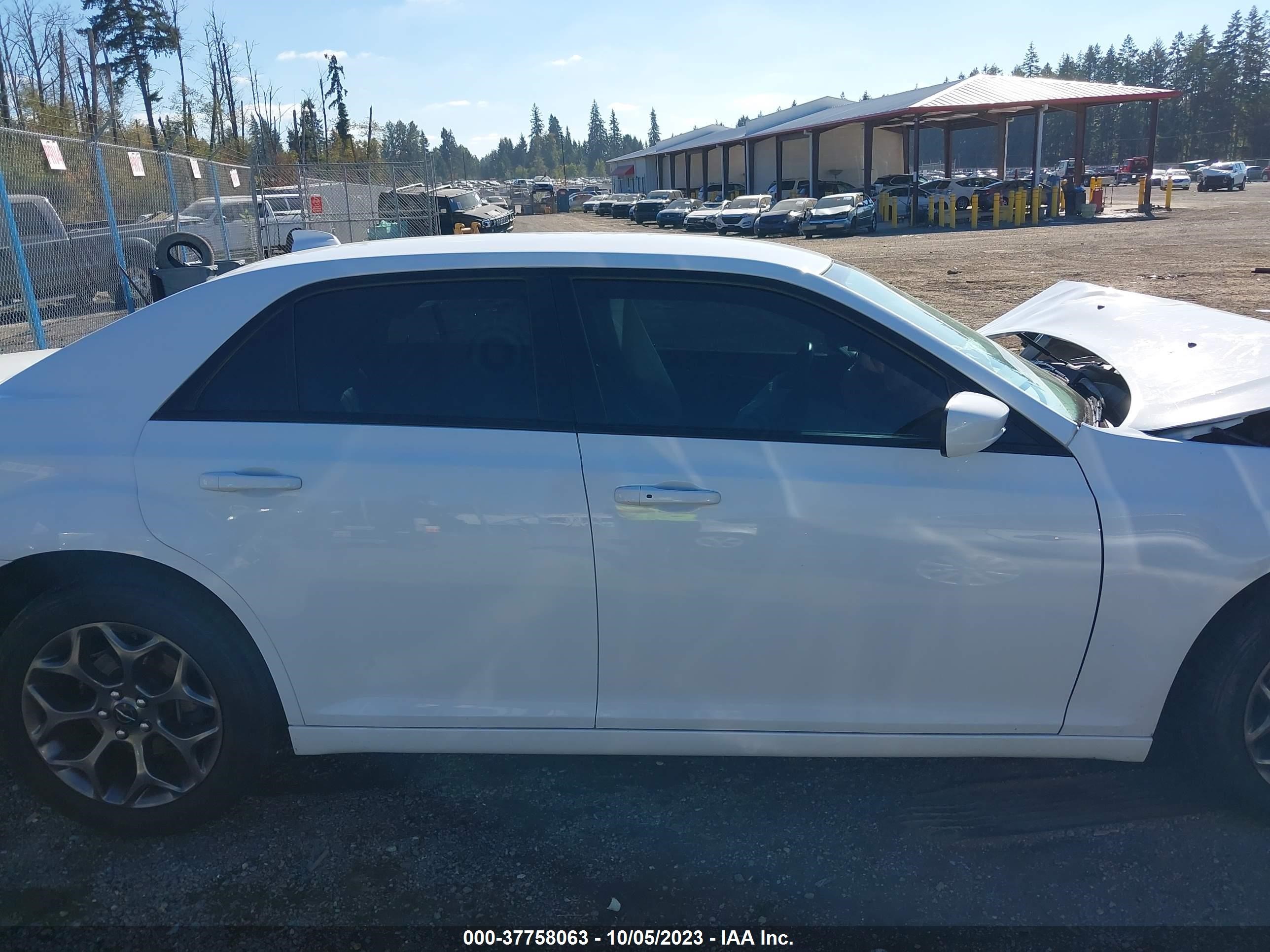 Photo 12 VIN: 2C3CCAGG6HH517618 - CHRYSLER 300 