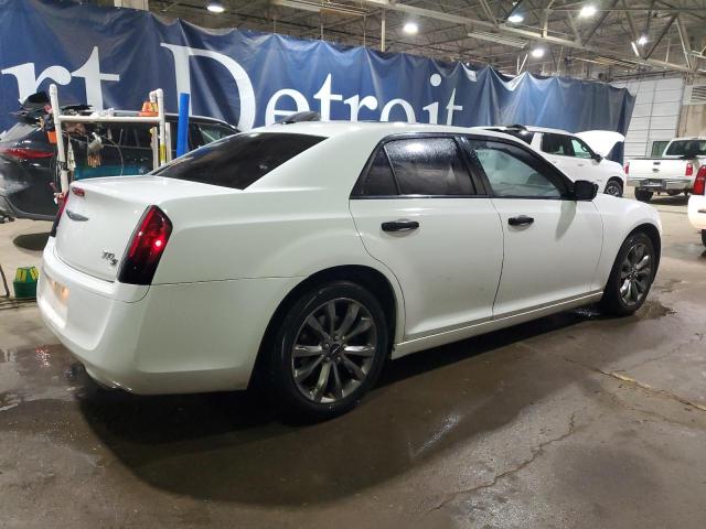 Photo 2 VIN: 2C3CCAGG7EH331579 - CHRYSLER 300 S 