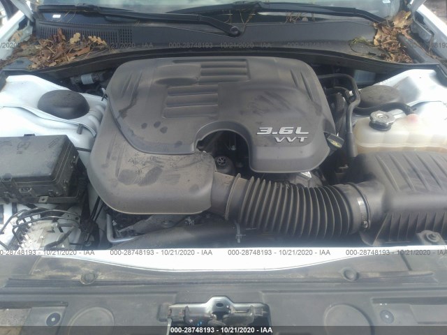 Photo 9 VIN: 2C3CCAGG7KH632090 - CHRYSLER 300 