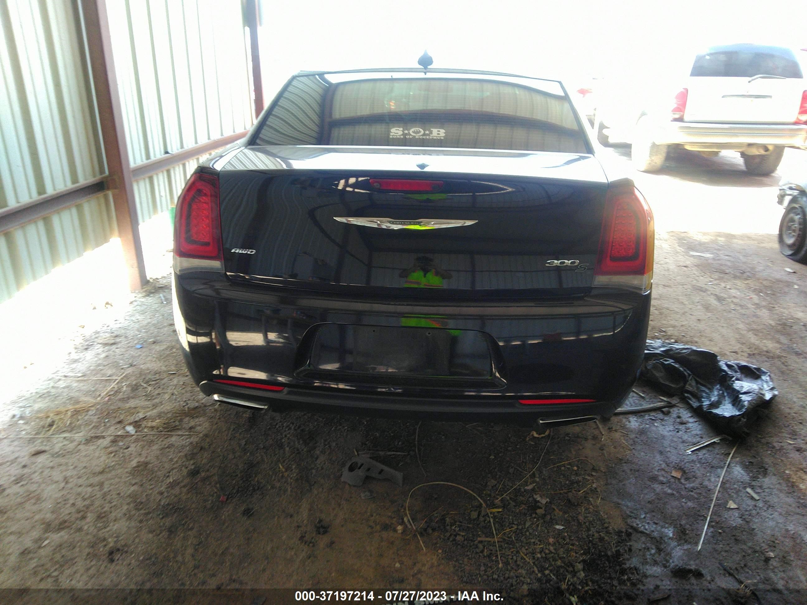 Photo 15 VIN: 2C3CCAGG8FH927821 - CHRYSLER 300 