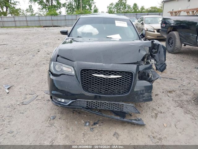 Photo 5 VIN: 2C3CCAGG8JH141736 - CHRYSLER 300 