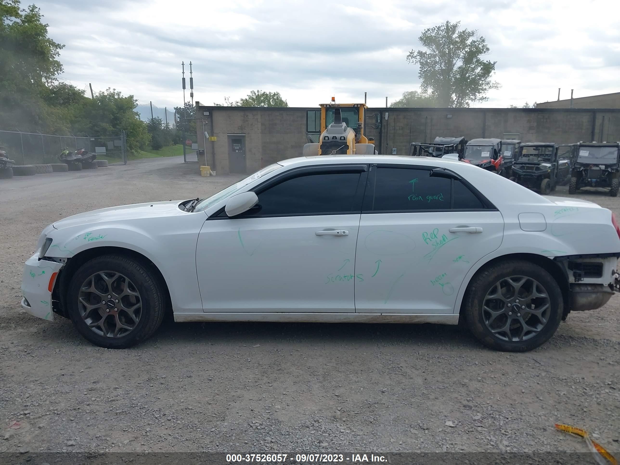 Photo 13 VIN: 2C3CCAGG9FH876278 - CHRYSLER 300 