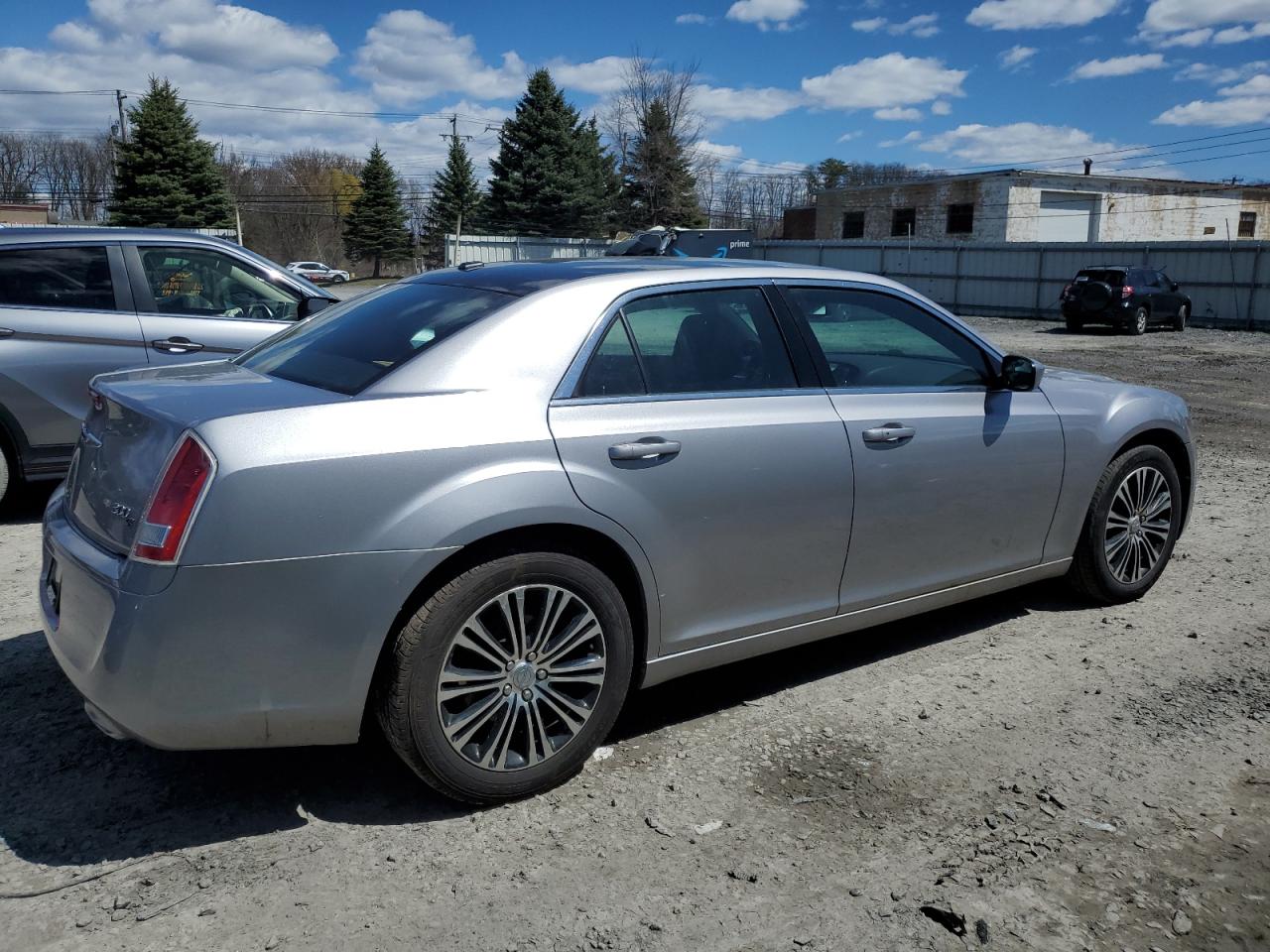 Photo 2 VIN: 2C3CCAGGXEH121803 - CHRYSLER 300 