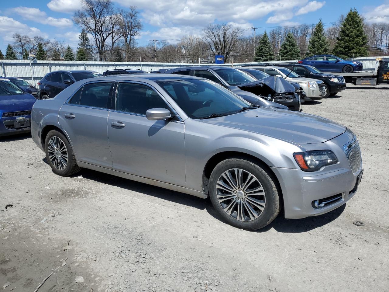 Photo 3 VIN: 2C3CCAGGXEH121803 - CHRYSLER 300 