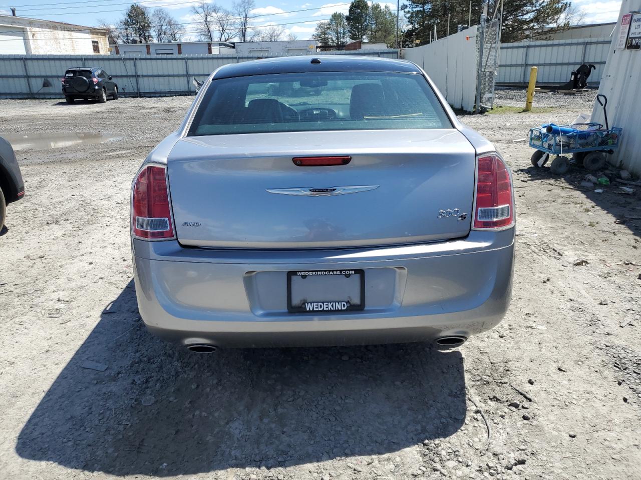 Photo 5 VIN: 2C3CCAGGXEH121803 - CHRYSLER 300 