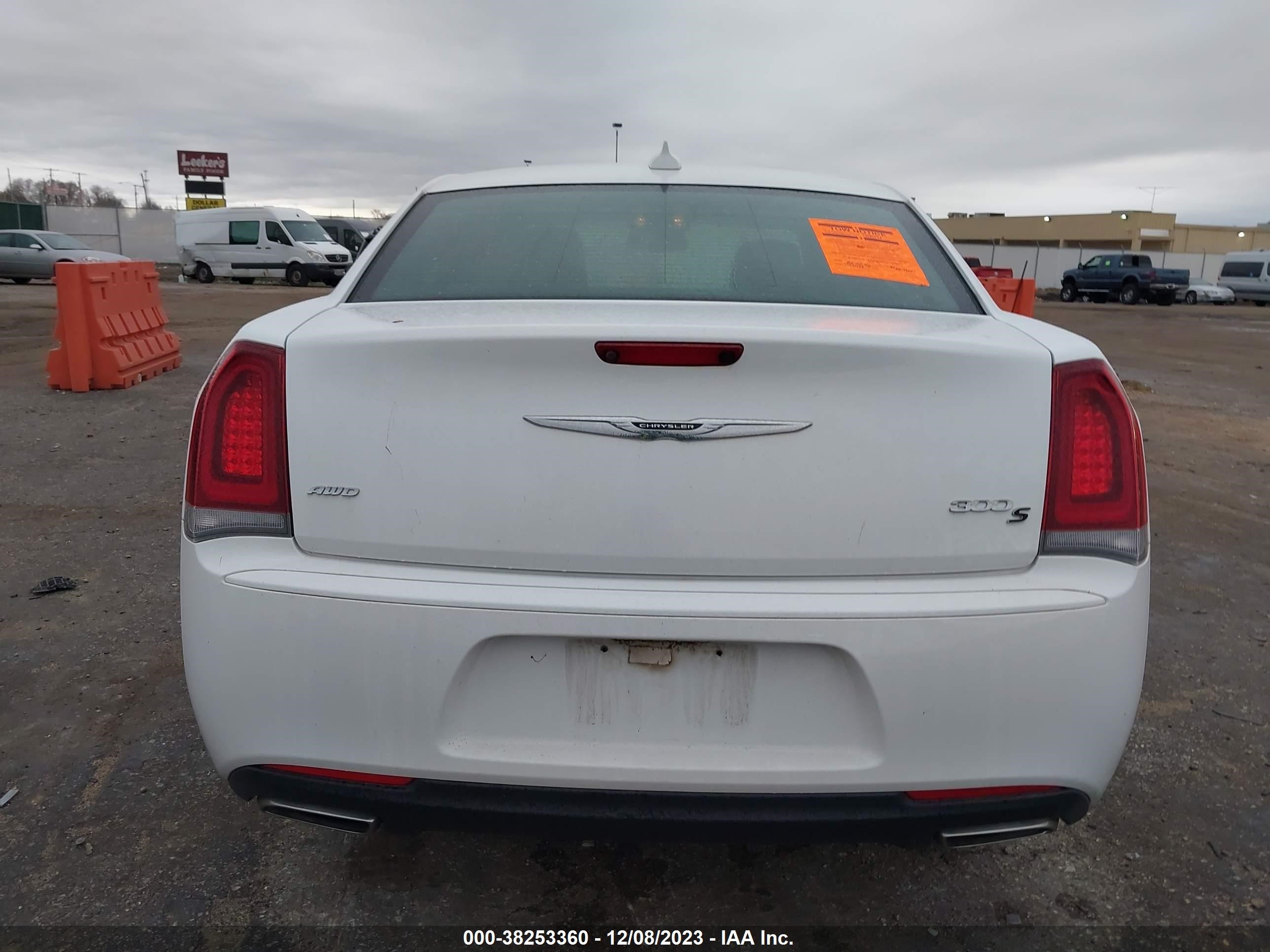 Photo 15 VIN: 2C3CCAGGXKH659235 - CHRYSLER 300 