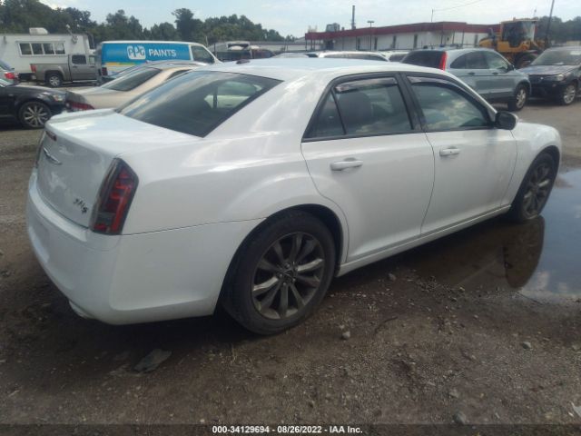 Photo 3 VIN: 2C3CCAGT1EH343644 - CHRYSLER 300 