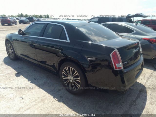 Photo 2 VIN: 2C3CCAGT3DH513825 - CHRYSLER 300 