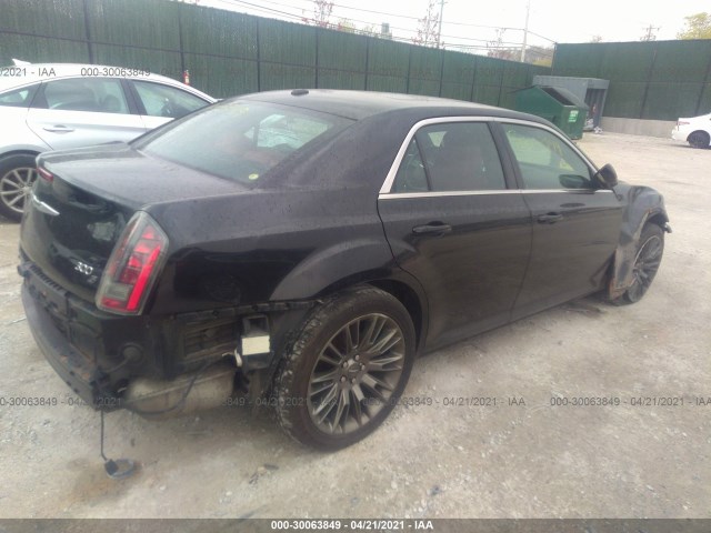 Photo 3 VIN: 2C3CCAGT3EH206284 - CHRYSLER 300 