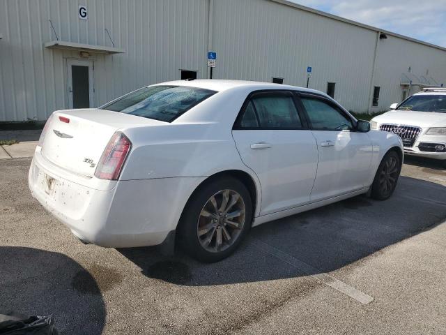 Photo 2 VIN: 2C3CCAGT8EH306171 - CHRYSLER 300 S 