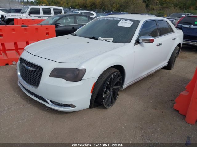 Photo 1 VIN: 2C3CCAKG0JH127434 - CHRYSLER 300 