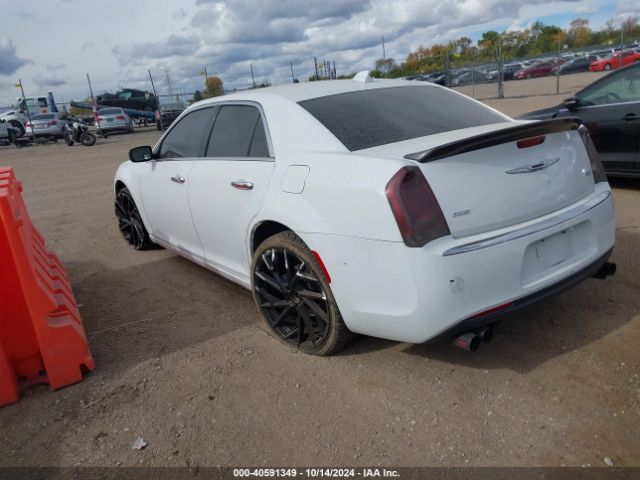 Photo 2 VIN: 2C3CCAKG0JH127434 - CHRYSLER 300 