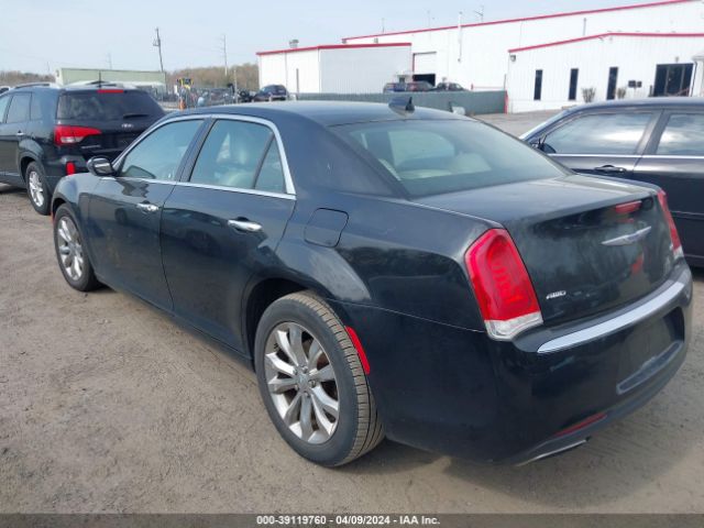 Photo 2 VIN: 2C3CCAKG0JH165181 - CHRYSLER 300 