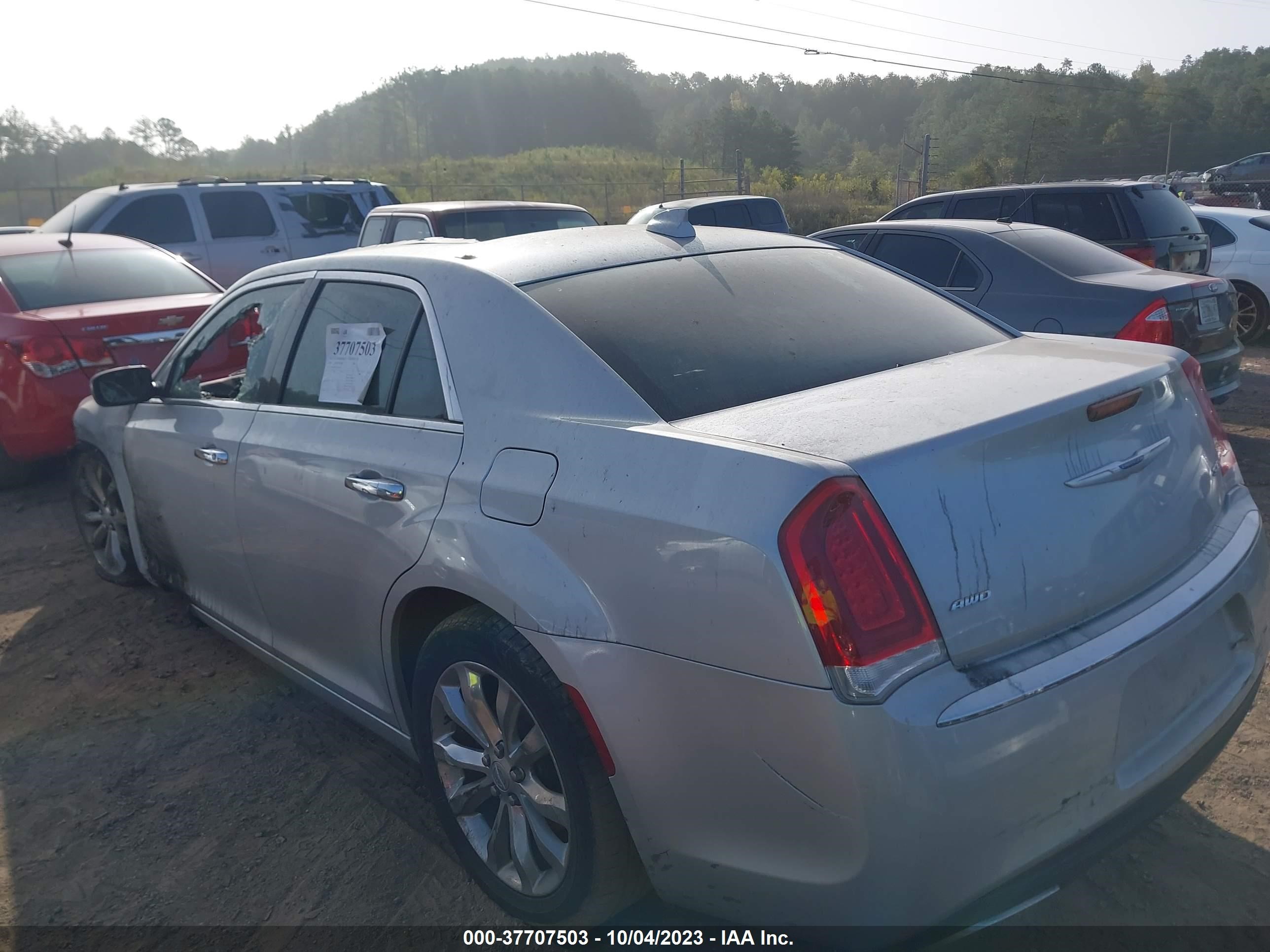 Photo 2 VIN: 2C3CCAKG0LH128585 - CHRYSLER 300 