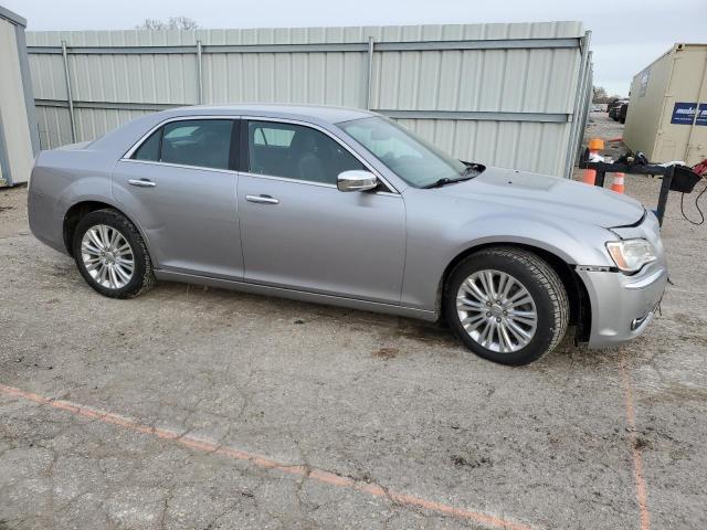 Photo 3 VIN: 2C3CCAKG1EH201076 - CHRYSLER 300C 