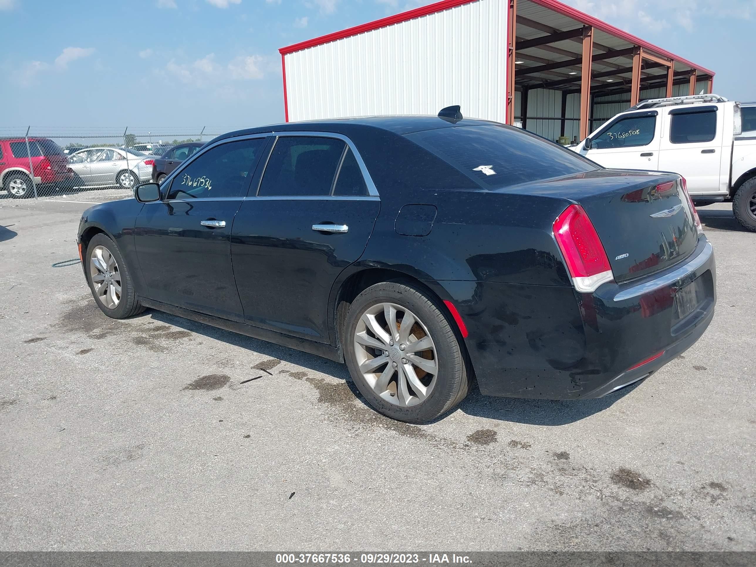 Photo 2 VIN: 2C3CCAKG1HH565471 - CHRYSLER 300 