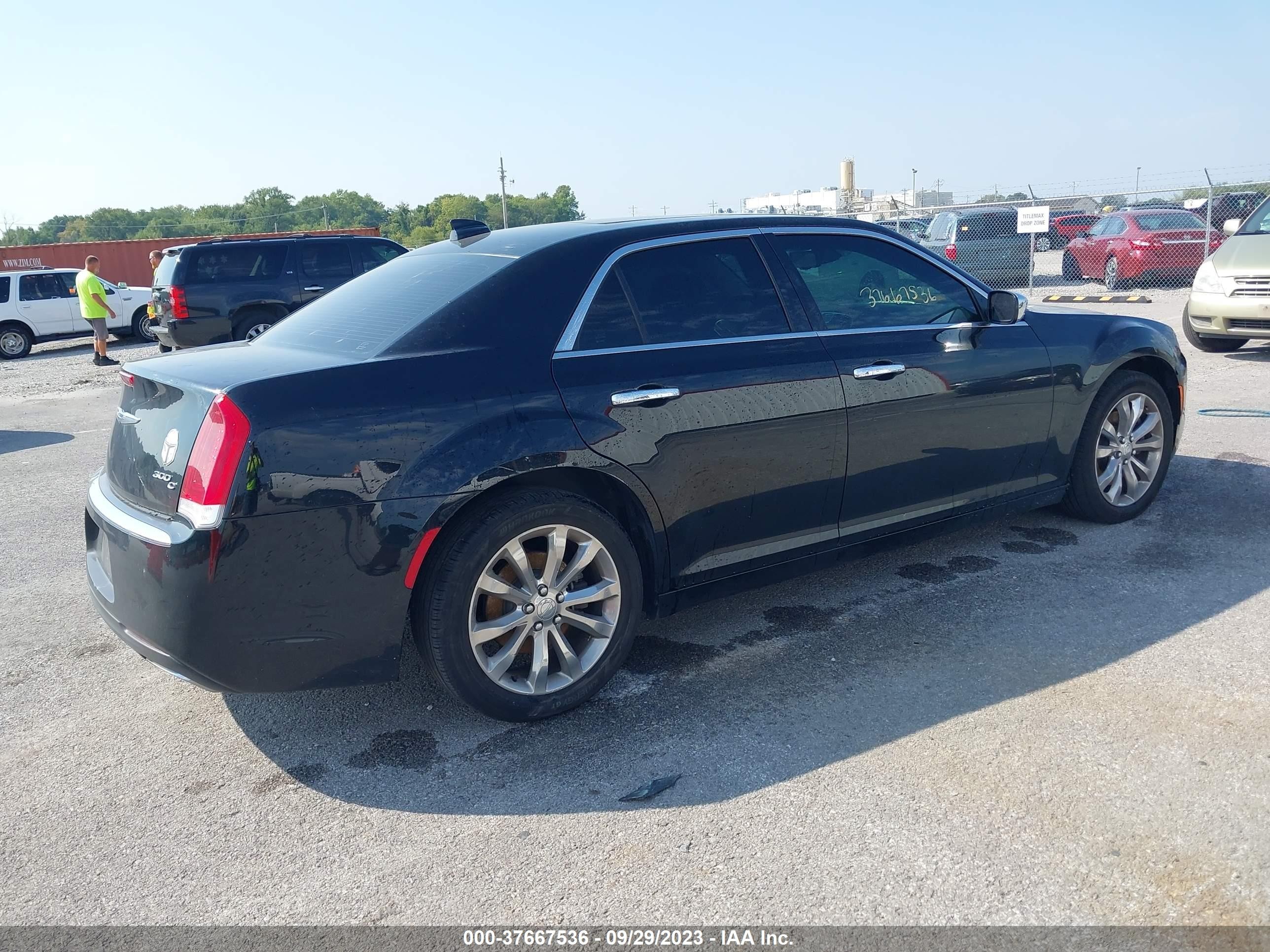 Photo 3 VIN: 2C3CCAKG1HH565471 - CHRYSLER 300 