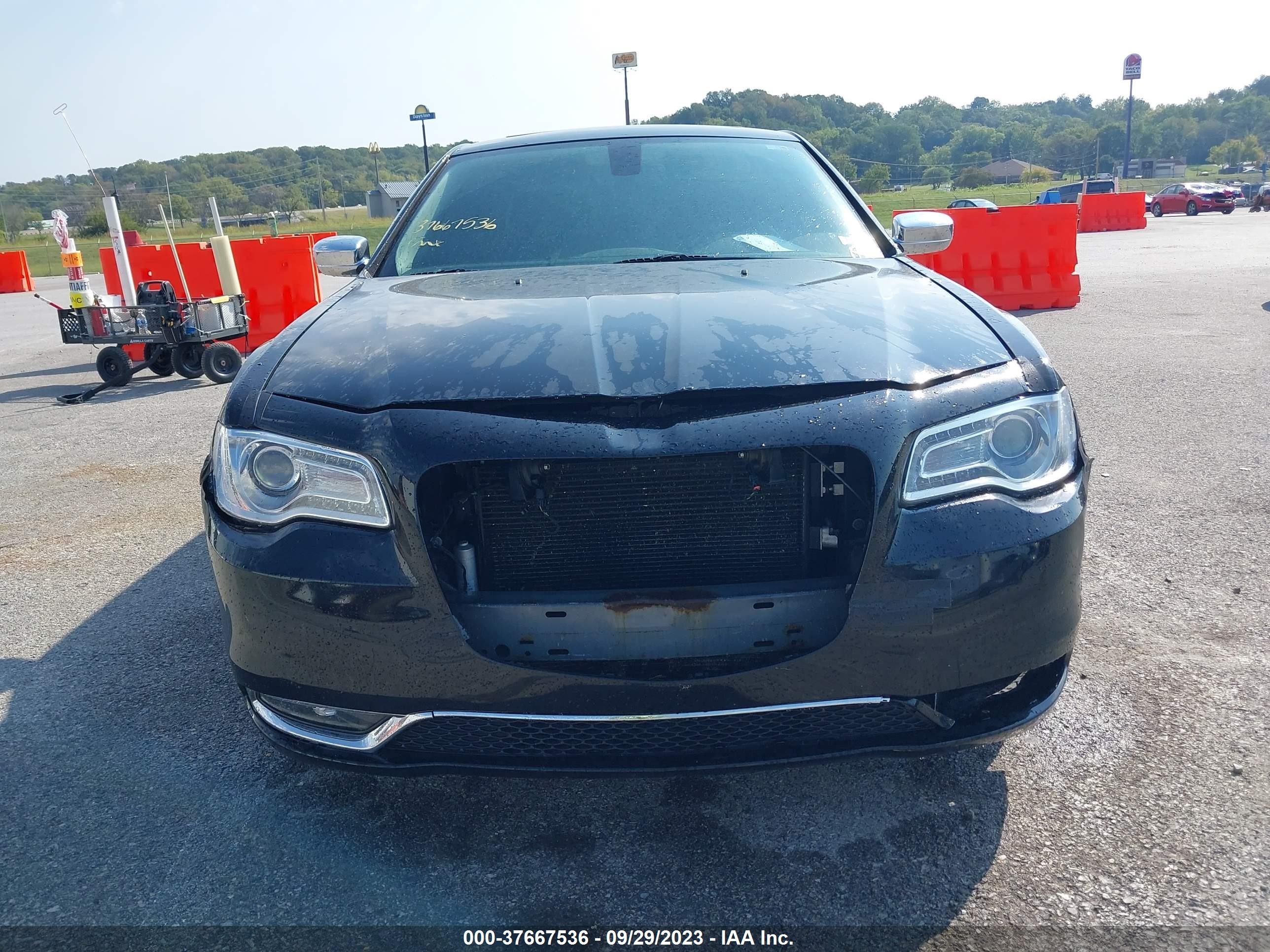 Photo 5 VIN: 2C3CCAKG1HH565471 - CHRYSLER 300 