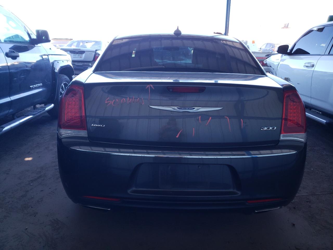 Photo 5 VIN: 2C3CCAKG1KH545339 - CHRYSLER 300 