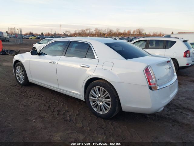 Photo 2 VIN: 2C3CCAKG2EH157895 - CHRYSLER 300C 