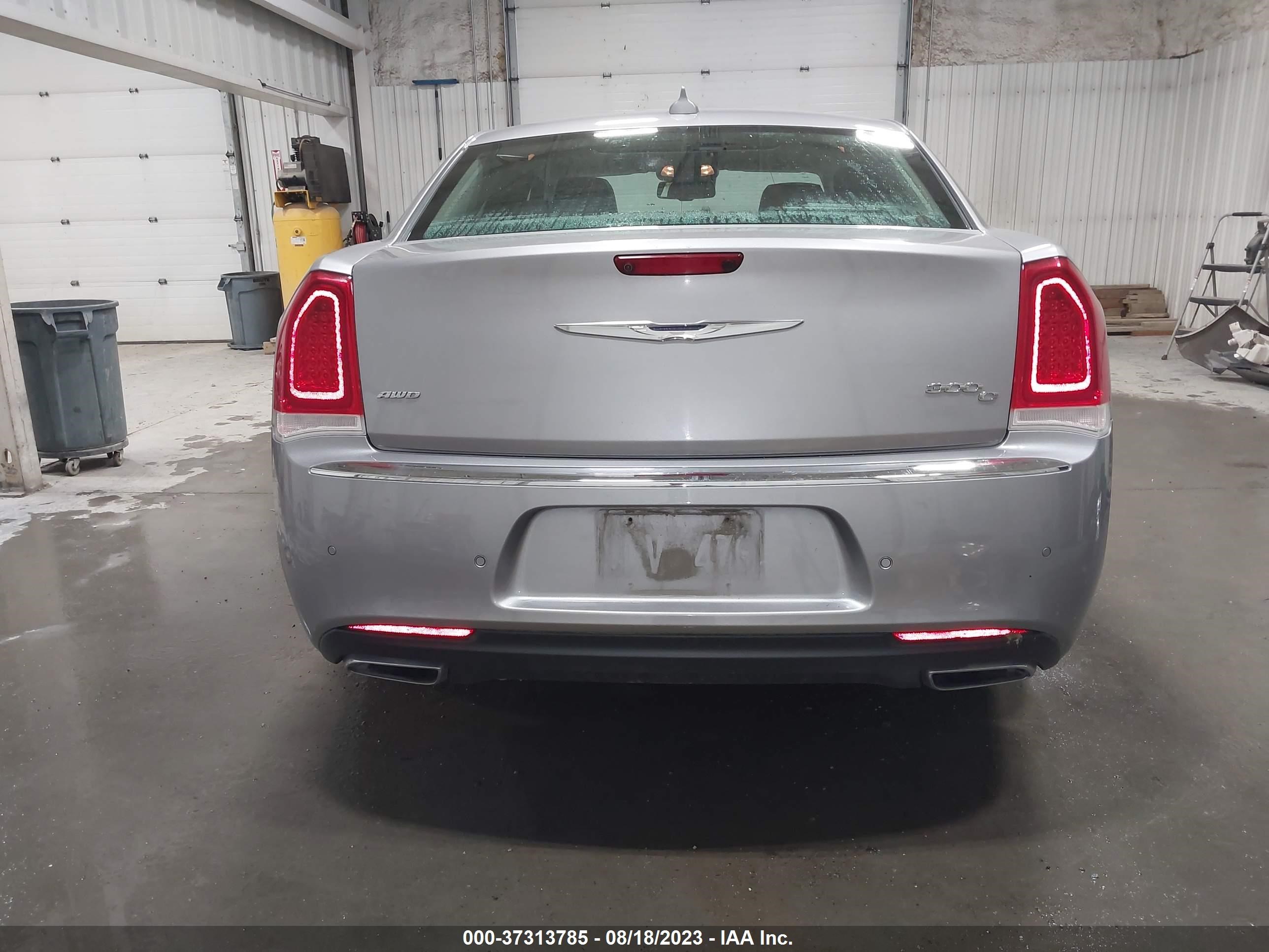 Photo 16 VIN: 2C3CCAKG2HH648262 - CHRYSLER 300 