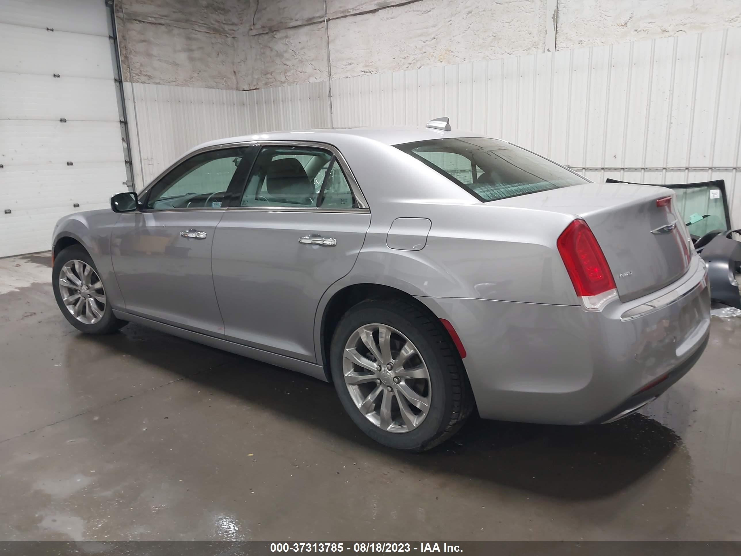 Photo 2 VIN: 2C3CCAKG2HH648262 - CHRYSLER 300 