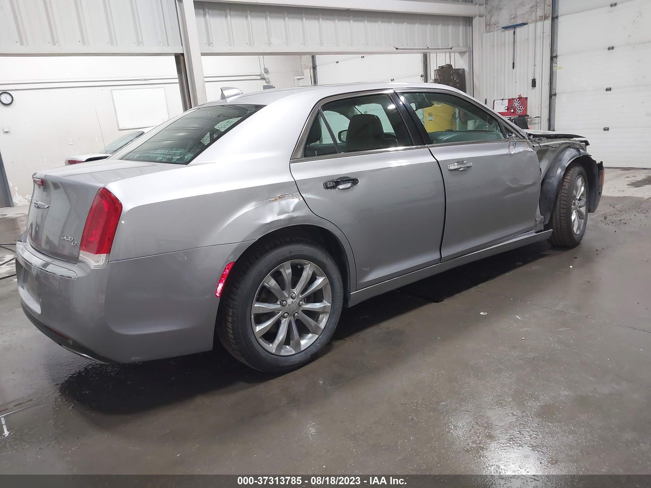 Photo 3 VIN: 2C3CCAKG2HH648262 - CHRYSLER 300 