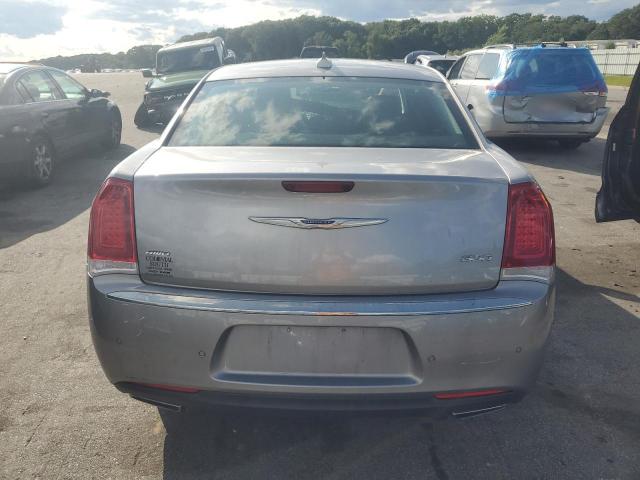 Photo 5 VIN: 2C3CCAKG3JH268157 - CHRYSLER 300 LIMITE 