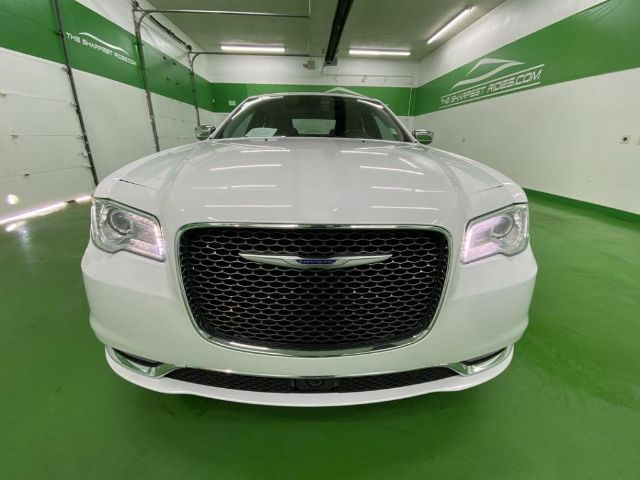 Photo 1 VIN: 2C3CCAKG3KH502704 - CHRYSLER 300 