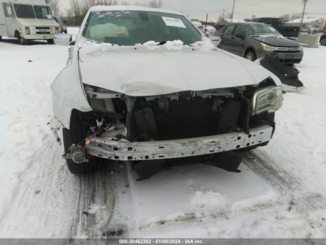 Photo 5 VIN: 2C3CCAKG3KH578147 - CHRYSLER 300 