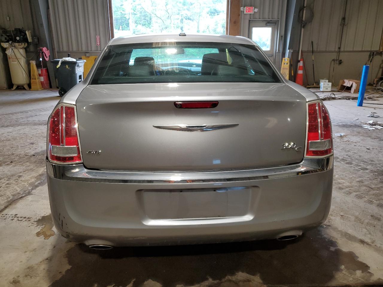 Photo 5 VIN: 2C3CCAKG4EH273275 - CHRYSLER 300 