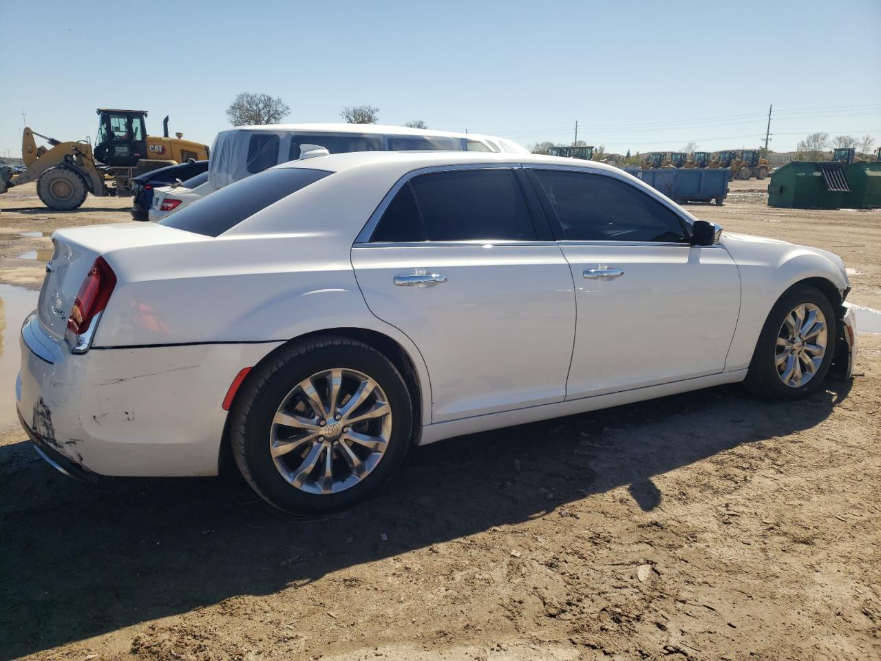 Photo 2 VIN: 2C3CCAKG4FH787595 - CHRYSLER 300 