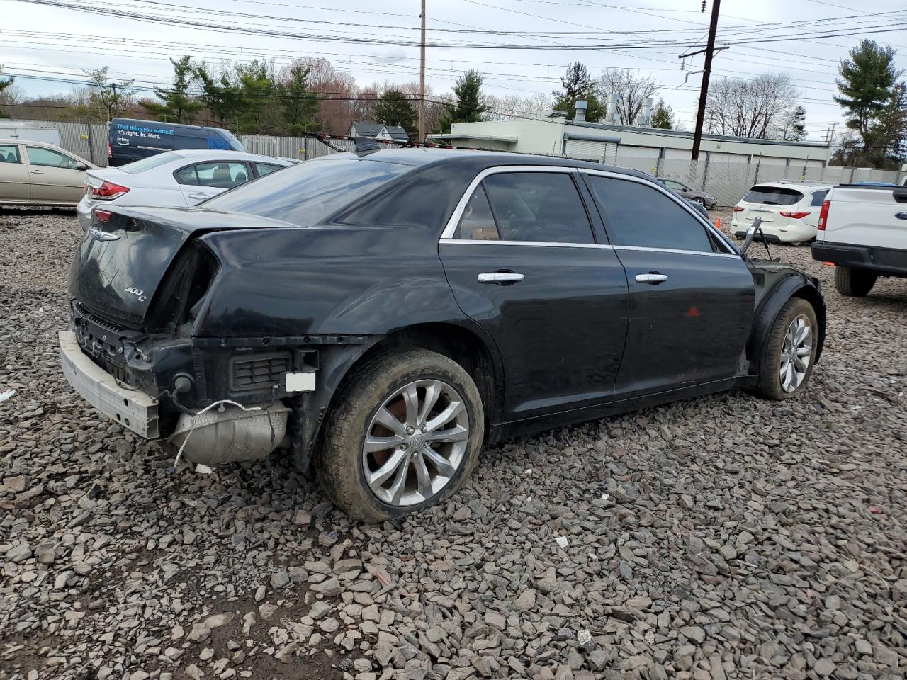 Photo 2 VIN: 2C3CCAKG6HH586848 - CHRYSLER 300 