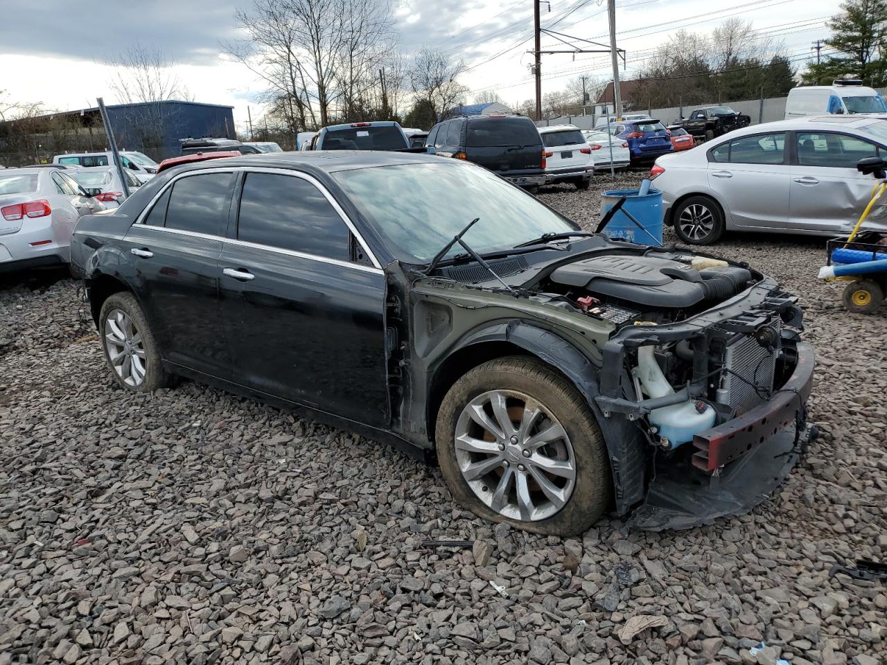 Photo 3 VIN: 2C3CCAKG6HH586848 - CHRYSLER 300 