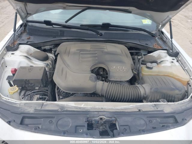 Photo 9 VIN: 2C3CCAKG7KH634459 - CHRYSLER 300 